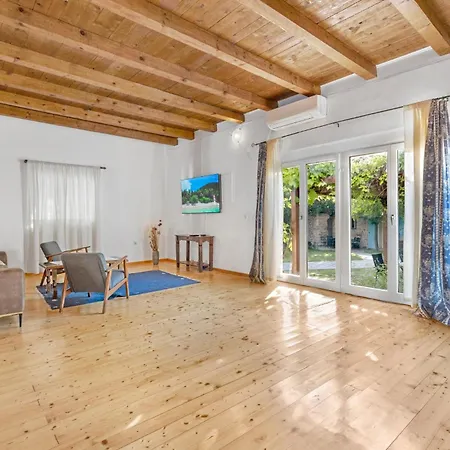 Prázdninový dům Stunning In *