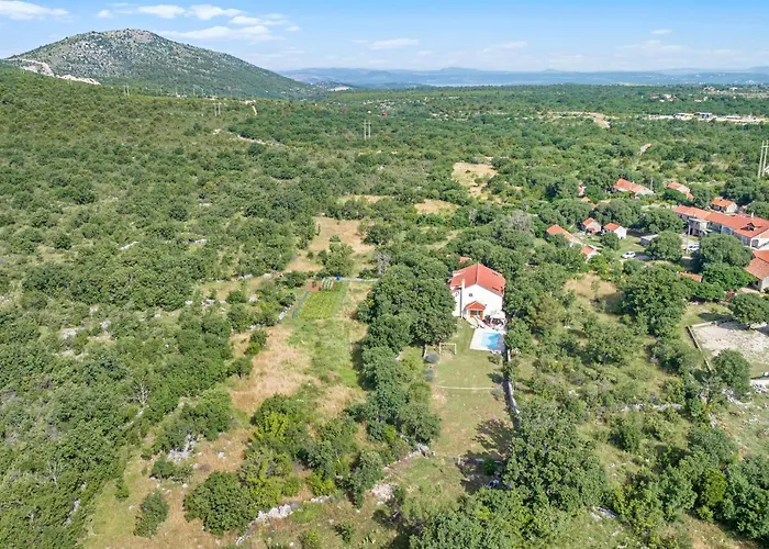 Stunning In Vikendica