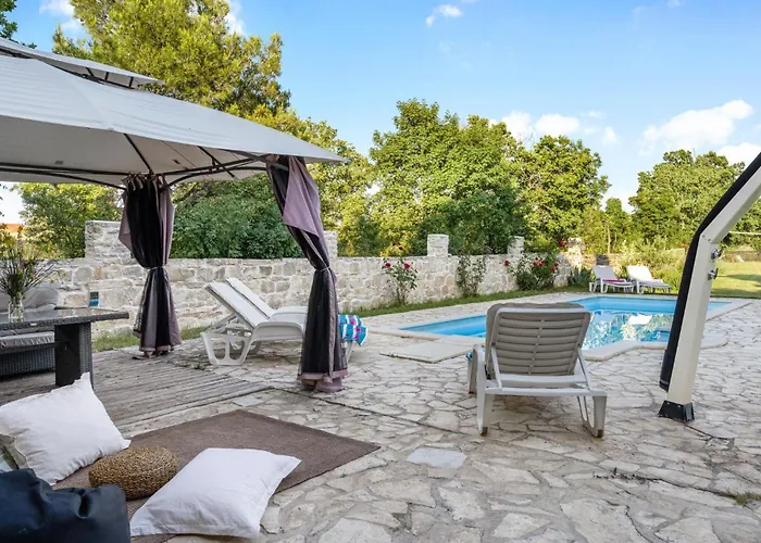 Vikendica Stunning In