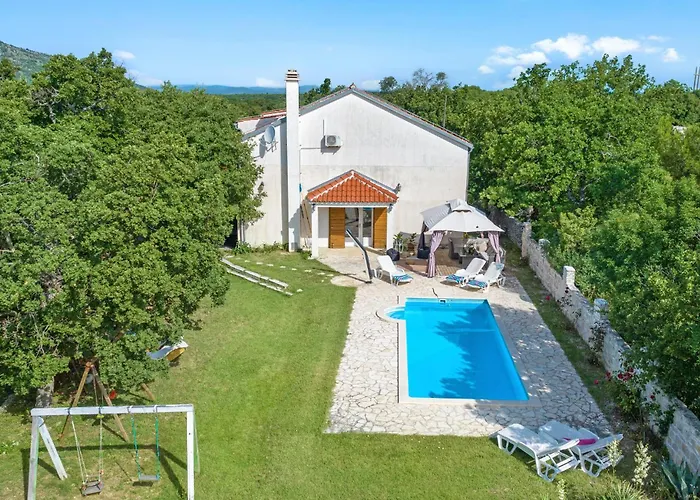 Stunning In Vikendica *